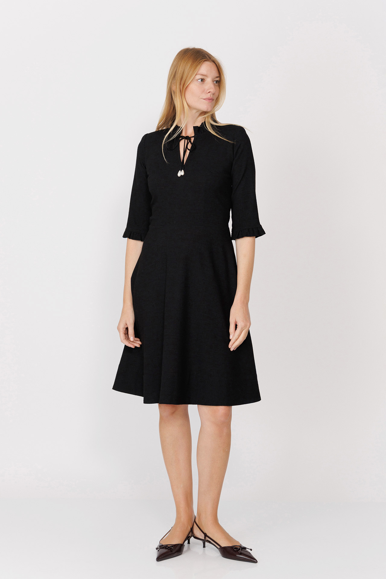 ROCHIE DIN AMESTEC LÂNĂ 8183LN